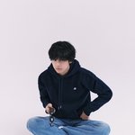 방탄 <b>뷔</b> 셀린느 인스타 업뎃