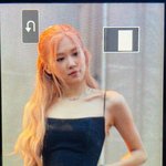<b>로제</b>는 확실히 이런 고급진 드레스가 잘 어울리는듯