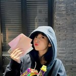 리즈 찍고도 남을 비주얼 <b>여</b><b>돌</b>들