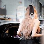 로제 중국 전통 장신구로 머리 묶었네