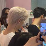 <b>리키</b> 또 딸기 먹니