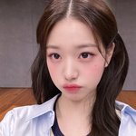 장원영 만우절 <b>셀카</b> 개귀엽다