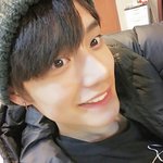 <b>김지웅</b> 셀털 함