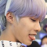 <b>여권</b> 뺏자