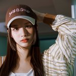 방금 뜬 <b>설윤</b> 사진 ㅈㄴ 예쁘다..