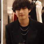 뷔 <b>셀린느</b>행사때 와꾸폼 미친듯