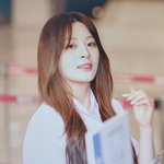 오늘 첫사랑 느낌 가득한 스테이씨 세은 <b>공항샷</b>