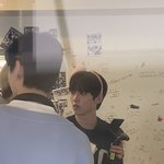 나캠든 잘생긴거 진짜 어이없지않냐