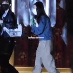 [댓글부탁해] 비슷한 옷입고 퇴근하는 아이린 <b>은혁</b>
