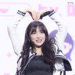 어부바 하고 다니고 싶은 <b>여</b><b>돌</b>