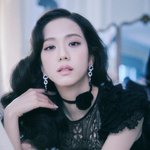 지수 이번 앨범 <b>디올</b>이 협찬했다는데