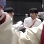 나 아직 준<b>현</b>쿤 못 보내