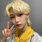 최애보면 탈색하고싶어짐