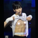 투바투 <b>수빈</b> 복근…
