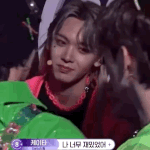 장<b>슈</b>아이보 눈물 매달려있는거 봐