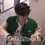 <b>엘베</b> 앞에서 연습하는 윀원즈