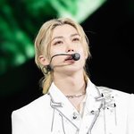 <b>쟈니</b> 닮았다고 얘기는 들었는데