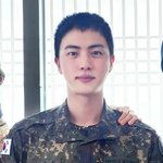 [댓글부탁해] 방탄 <b>소년단</b> 진은 현재 66kg이다