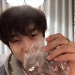 [NCT드림] 런쥔이 라방에서 해리ㅍㅌ 개구리초콜렛