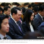 참석  "정부도 우리 사회의 <b>약자</b>들을 더 따뜻하게 보듬어 가고,...