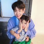 [댓글부탁해] 중국인 <b>피팅</b>모델 특유의 느낌 있지않냐