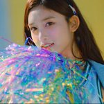아이브 여름에 밝은 컨셉 <b>한</b>번 해줫으<b>면</b>