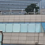 학교 분수 왜케 <b>조악</b>해보이지