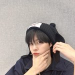 [모두드루와] 토끼<b>모자</b> 쓴 김우석