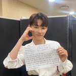 장<b>하오</b> 글씨를 왜 이렇게 잘 쓰냐