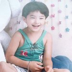 <b>아기때</b> ㅈㄴ 귀엽지 않냐