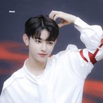 어제 장하오 팬들 바라보는 표정봤냐