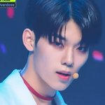 엠카 <b>오버</b>미 이정현 잘생겻다