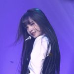 <b>리즈</b> 살 좀 뺐다고 너무 예뻐