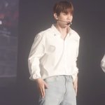 백현이 ㄹㅇ 7년전 그대로임
