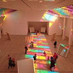 SNS <b>감성</b> 저격하는 프리즘 <b>예술</b>