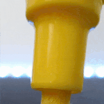 펜의 심지에 잉크가 스며드는 근접 촬영.<b>gif</b>