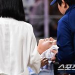 [속보] 마산NC 박세혁 머리 가격 당해 피흘리며 긴급 이송