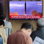 북 "고체연료 사용 화성포-18형 어제 첫 시험<b>발사</b>"