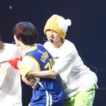 [NCT드림] 아기들아.. 무대 위에서 이게 무슨 <b>행위</b>니