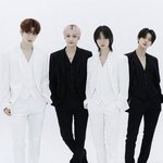 [<b>TXT</b>] 근데 새삼