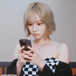 나 눈썹 <b>탈색</b> 해보고 싶다