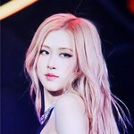 로제 노래며 춤이며 <b>토크</b>며 분위기며 오늘 개레전드네