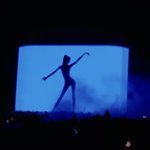 리사 코첼라 실루엣