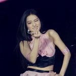 이거 블핑 뭔 안<b>무지</b> ㅜㅜ