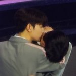센터즈 <b>자세</b>만 그런줄알았는데 진짜 닿았노