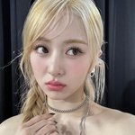 메이크업아티스트 <b>피셜</b> 렌즈를 안 낀다는 여돌