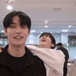 아니 김지웅 장<b>하오</b> 이거보고 생각보다 친한줄 알았는데
