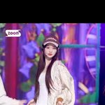 설윤 이런코디도 비주얼로 어울림