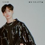 나 폰 <b>배사</b> 우리 준현쿤이야...