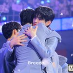 김태래 <b>박한빈</b> 껴안을때 울뻔했구나